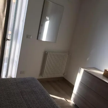 Casa Cundari * カステルモーラ
