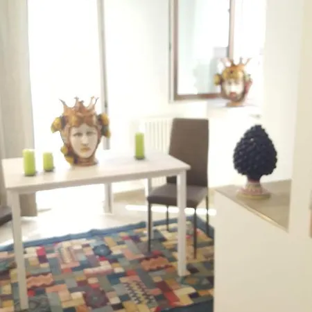 アパート Casa Cundari カステルモーラ